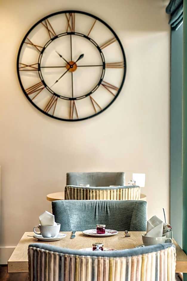 Wivenhoe House Hotel