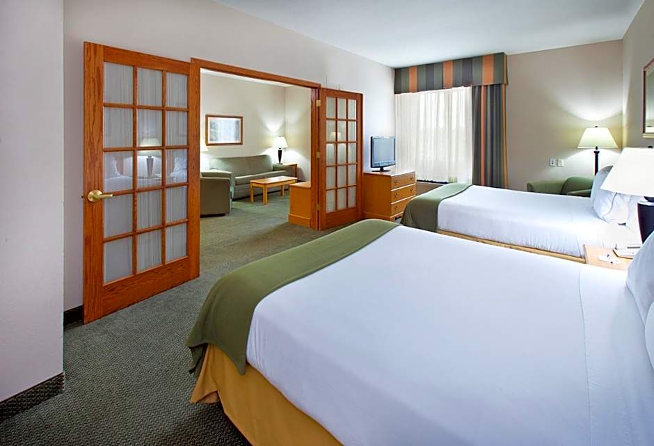 Links Bos Landen Hotel & Spa of Pella, Trademark by Wyndham