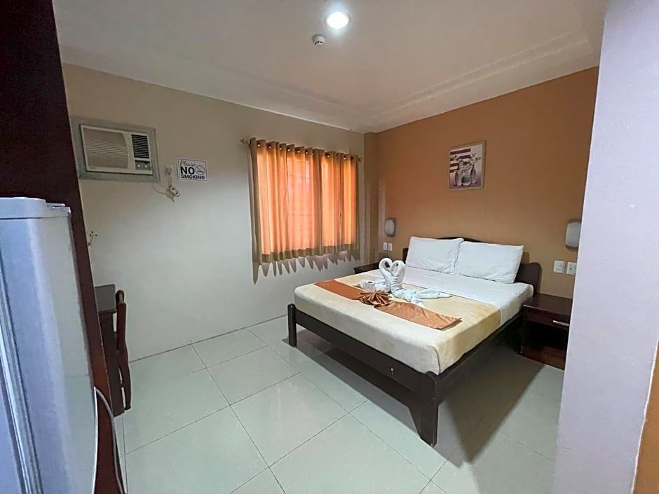 Argao Seabreeze Hotel powered by Cocotel