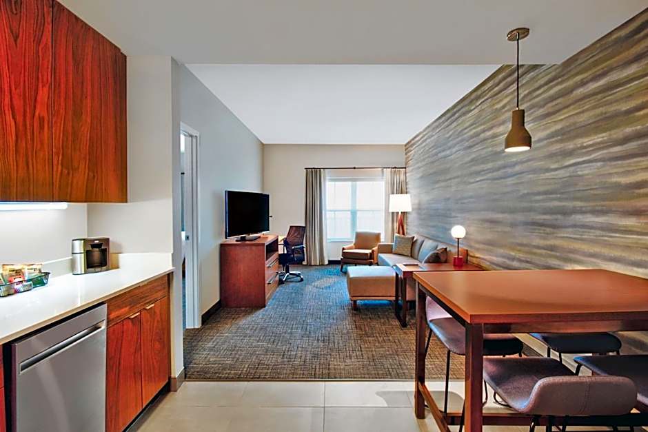 Residence Inn by Marriott Orlando at Flamingo Crossings Town Center