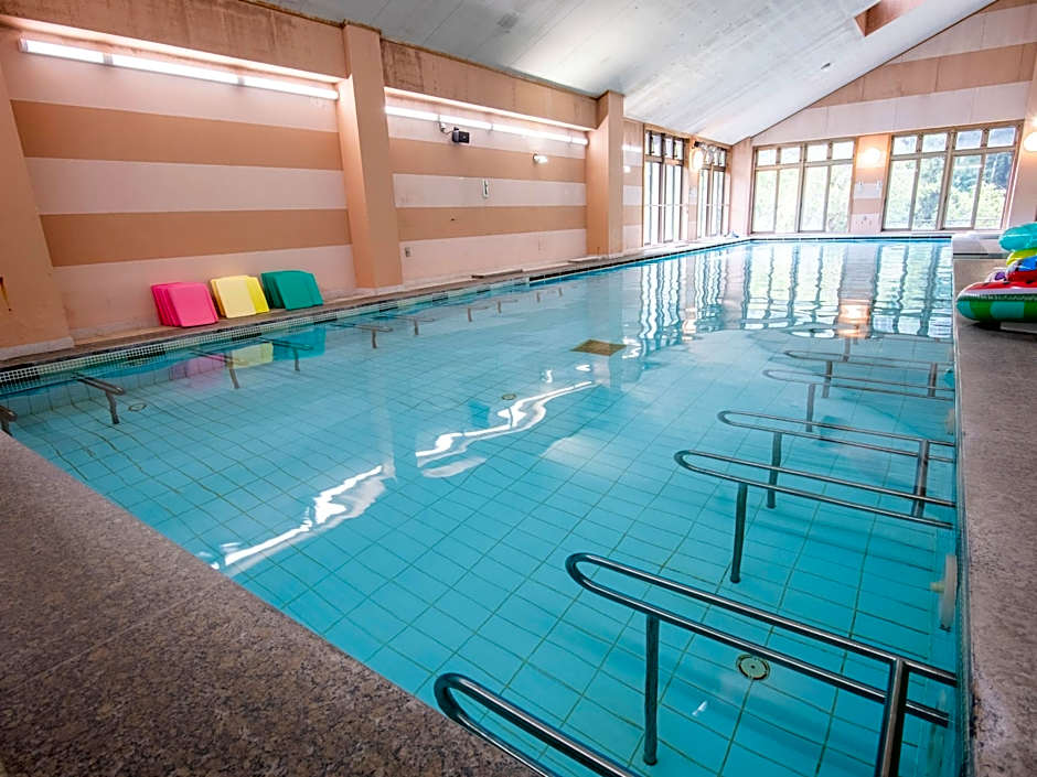 Hosenbo Lodge