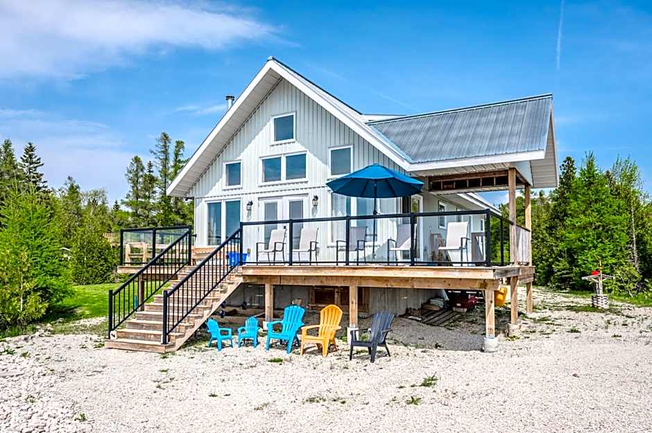 Elysium - Perfect Waterfront for the Holidays