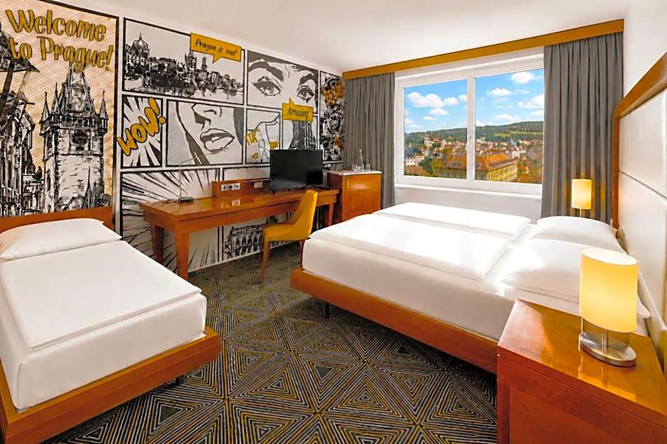 Photo 1 of 6 of Triple Room