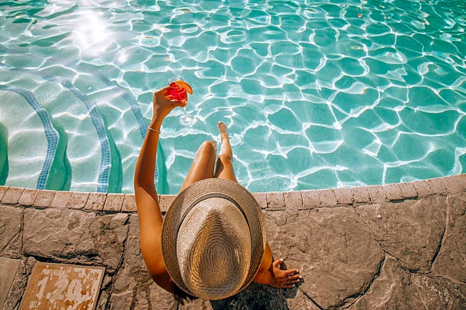 Casa De Rosa Apartments & Studios