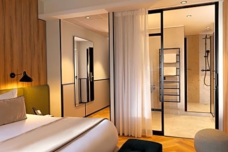 Prestige Room - Vineyards or Garden View