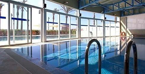 Hotel Puerto Juan Montiel & Spa & Base Náutica