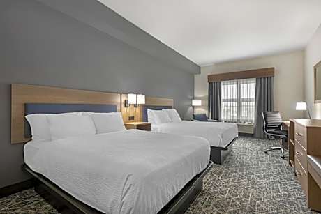 Queen Room with Two Queen Beds - Non-Smoking