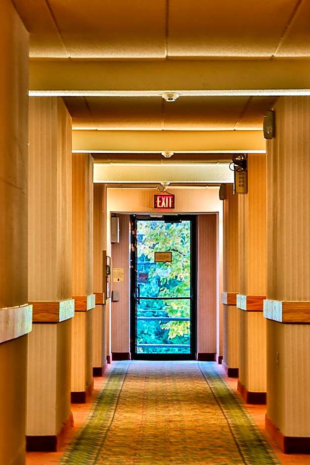 The View Inn & Suites Bethlehem / Allentown / Lehigh Airport