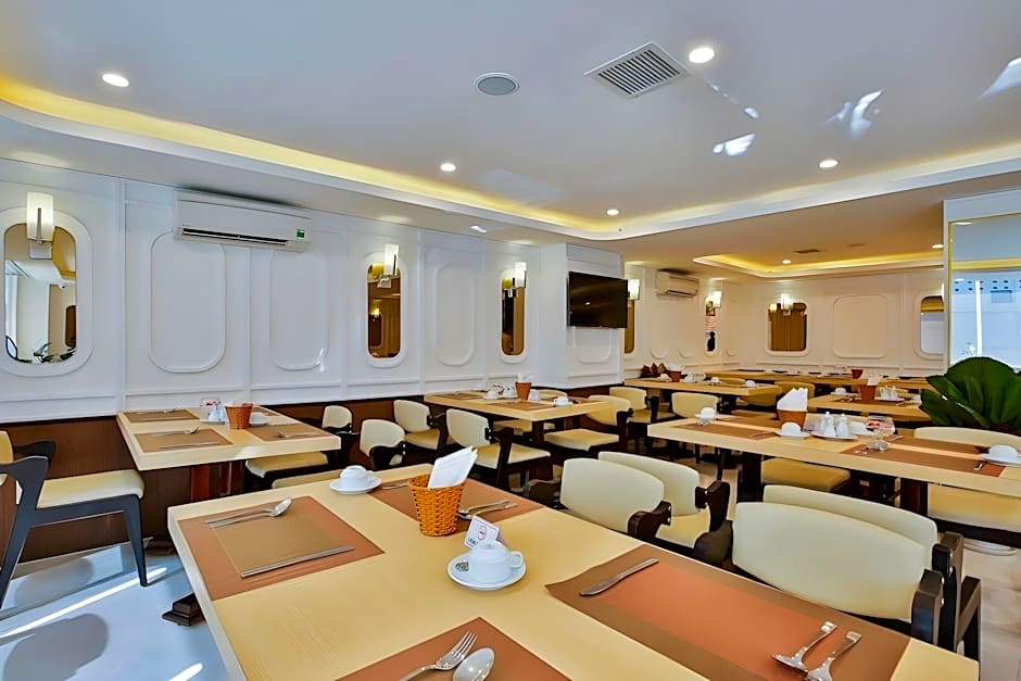 Aluna Ben Thanh Hotel