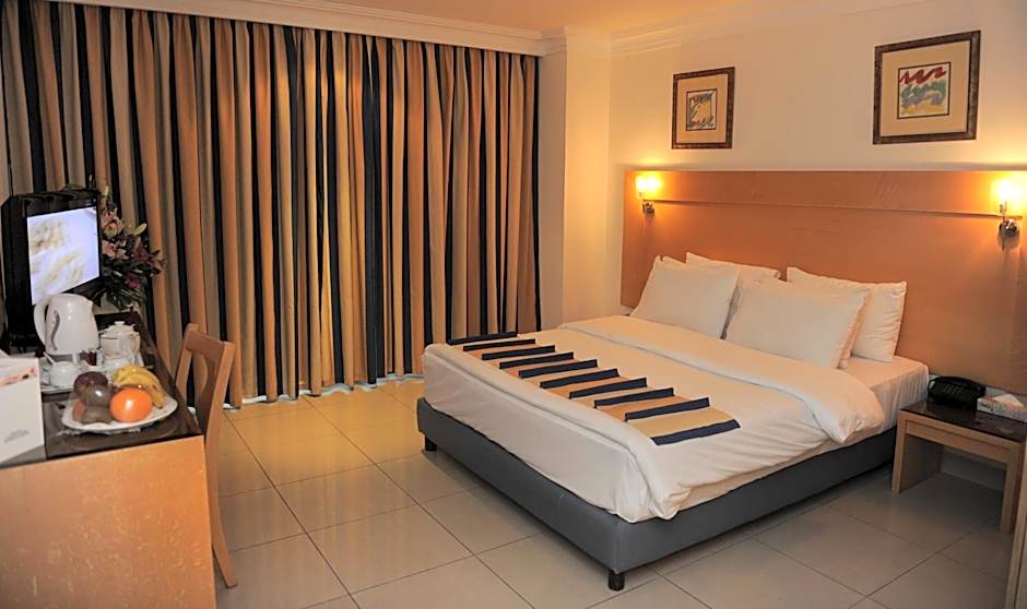 Mina Hotel
