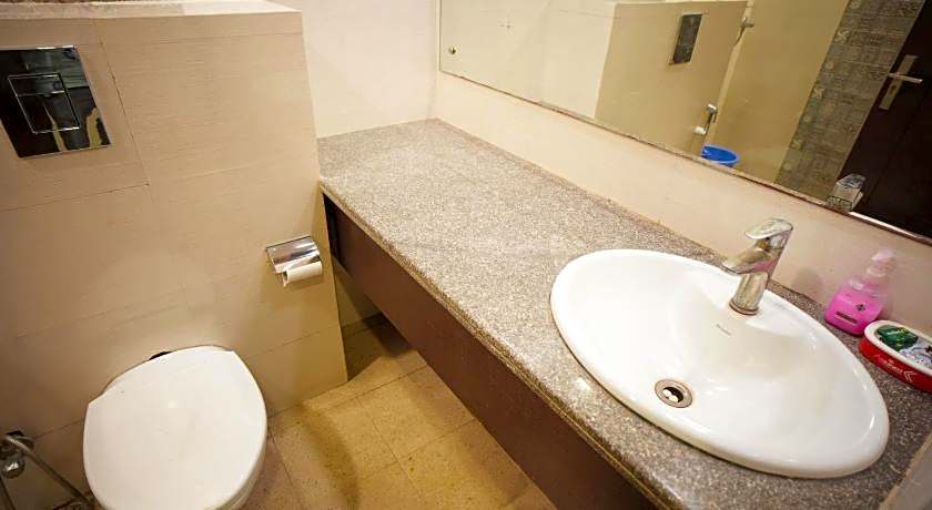 Hotel Haris MG Road