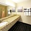 La Quinta Inn & Suites by Wyndham Sandusky