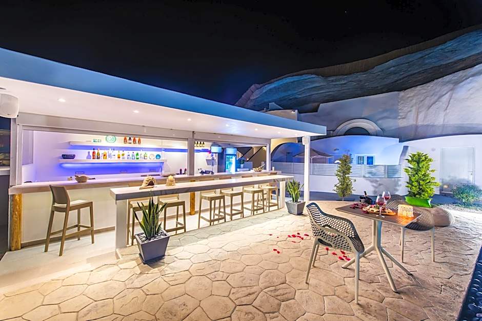 Santoterra Antigua Suites