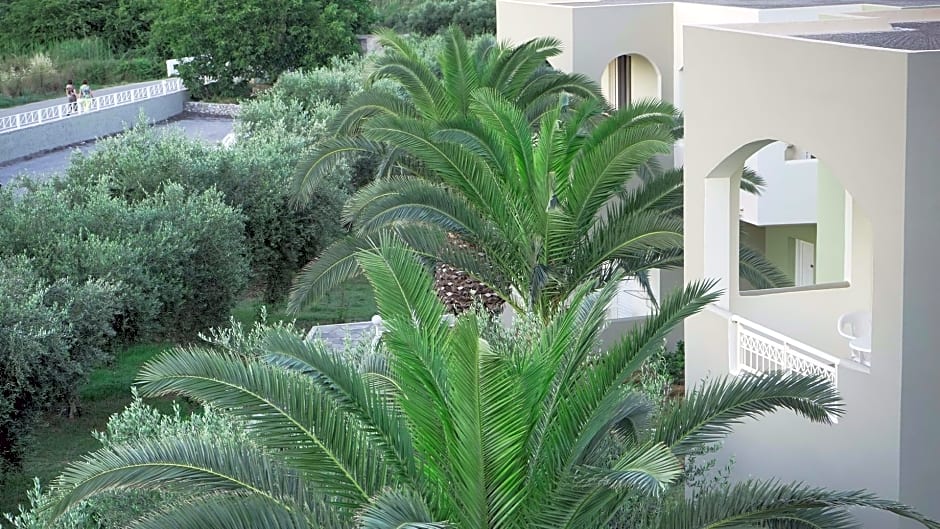 Vardis Olive Garden Hotel