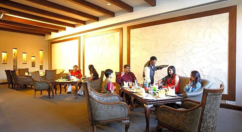 Express Towers Hotel