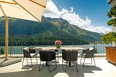 2-Bedroom Suite - modern Grace Wing