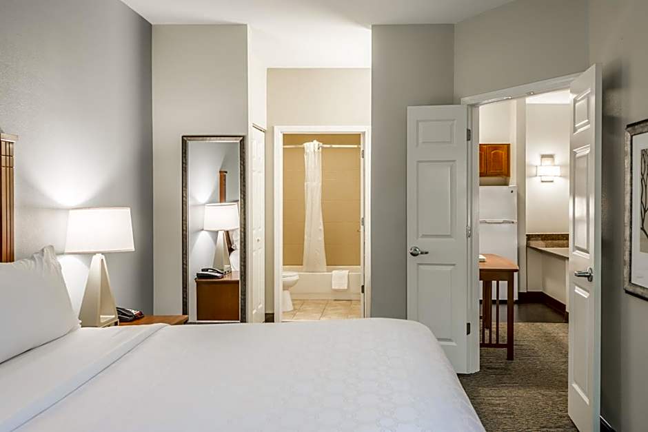 Staybridge Suites Kansas City-Independence By IHG
