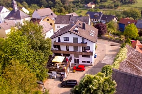 Zum Lahnfelsen