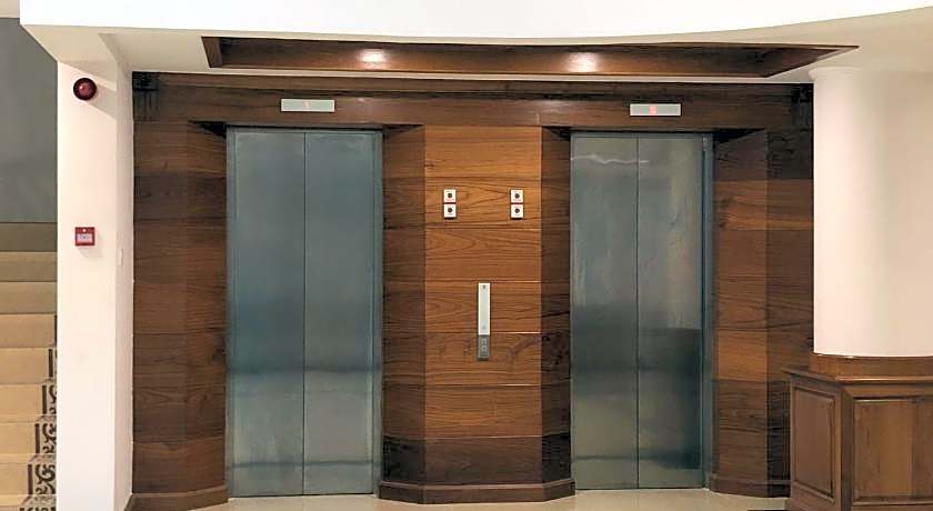 Dragon Phoenix Hotel