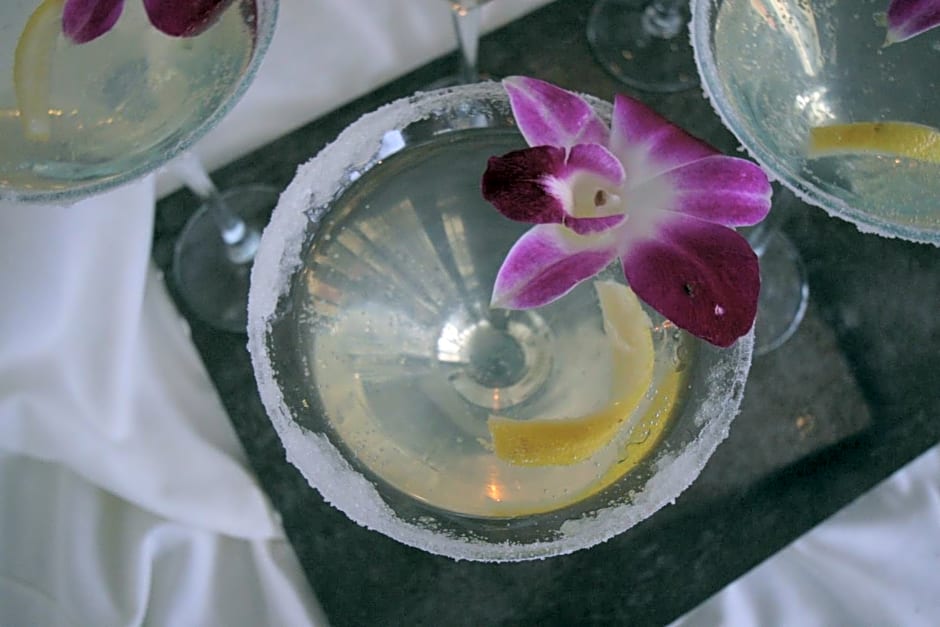 Liyo Inn – Clinton, NJ