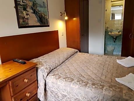 double room-standard-ensuite