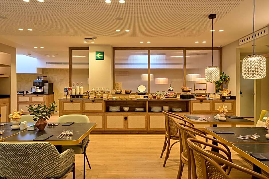 Catalonia Mikado Hotel