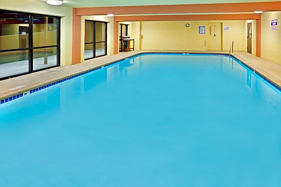 Holiday Inn Express Portland South - Lake Oswego By IHG