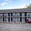 Quarters Inn & Suites