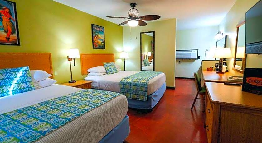 Caliente Tropics Hotel