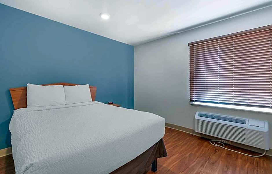 Extended Stay America Select Suites - Laredo