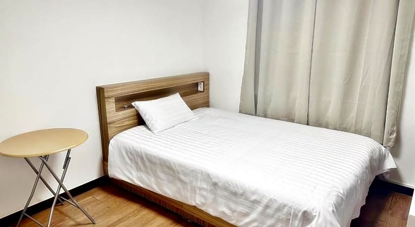 The Oakra Hotel