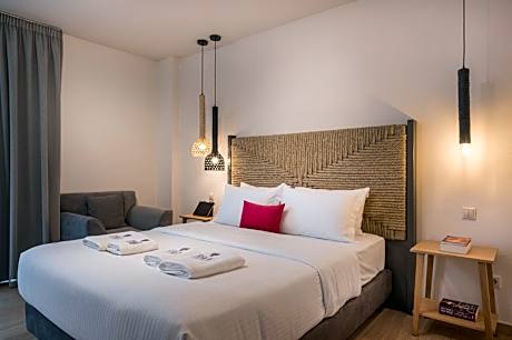 Superior One Bedroom Apartment