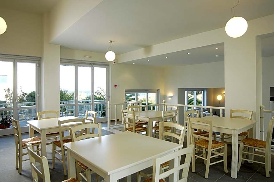 Filoxenia Apartments