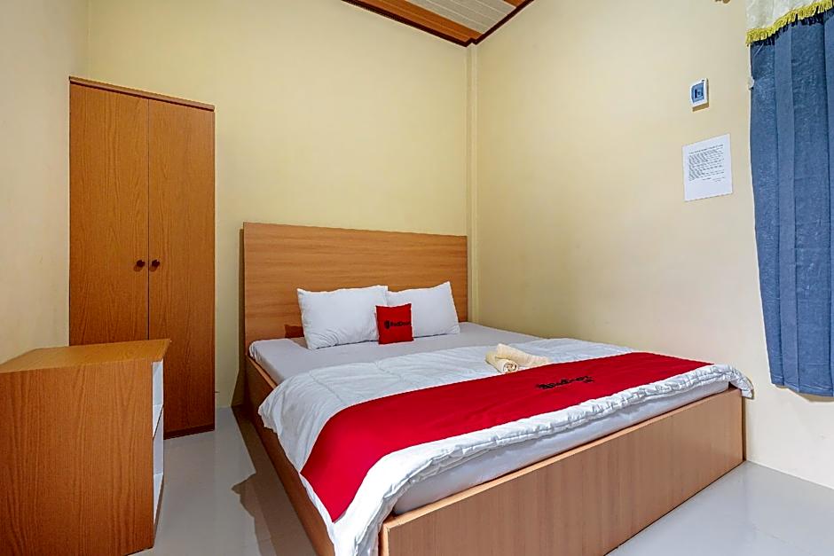 RedDoorz near Waterworld Lampung