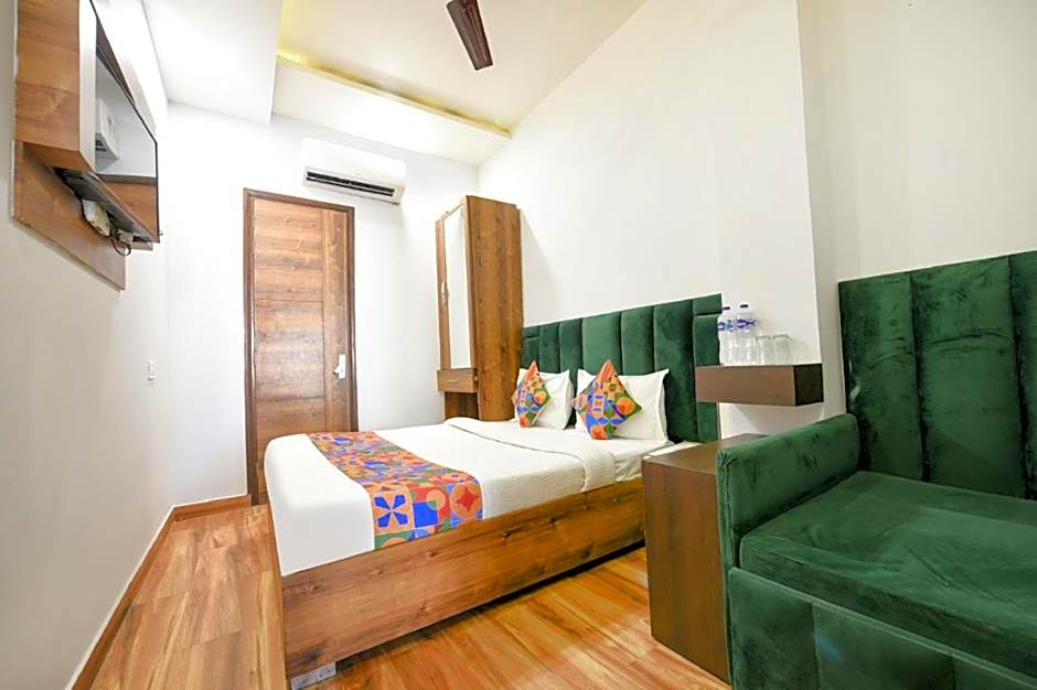 Goroomgo Hotel 56 Amritsar