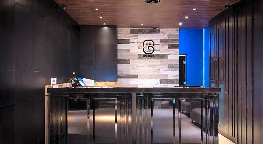 Calligraphy Greenway Hotel