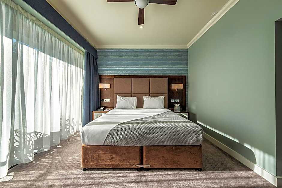 Wivenhoe House Hotel