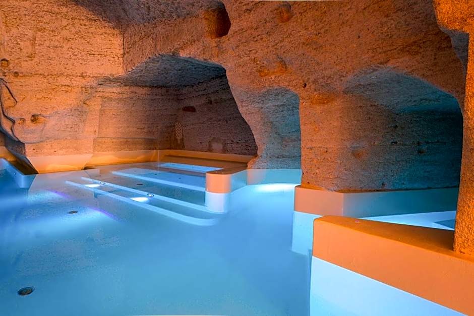 Aquatio Cave Luxury Hotel & SPA
