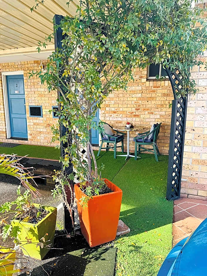 Town and Country Motor Inn