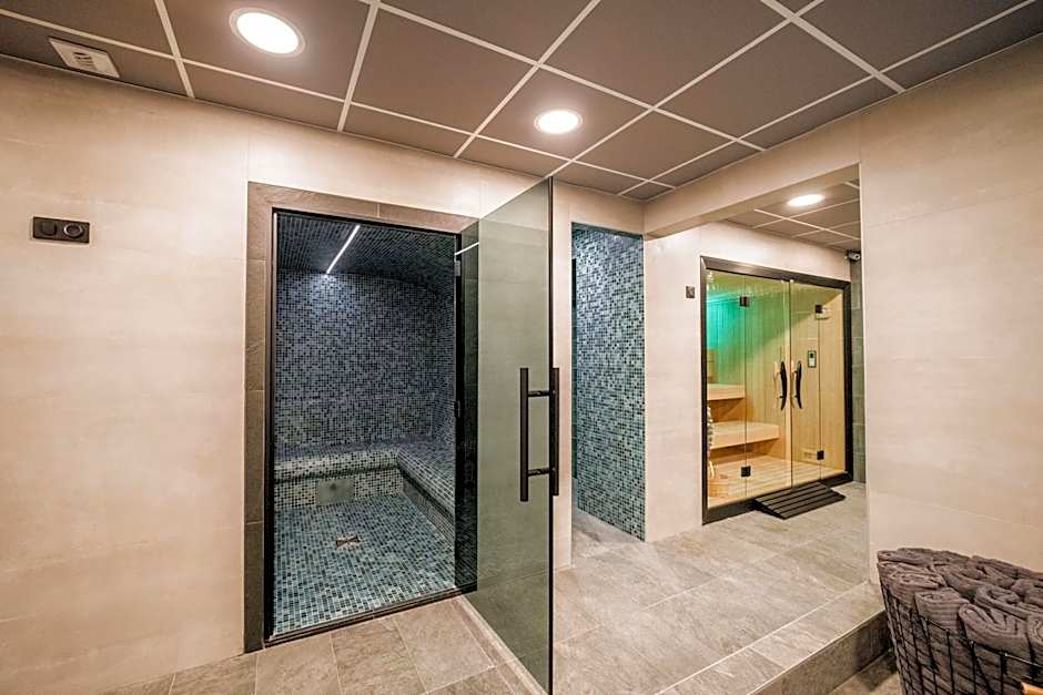 Hotel Emeraude
