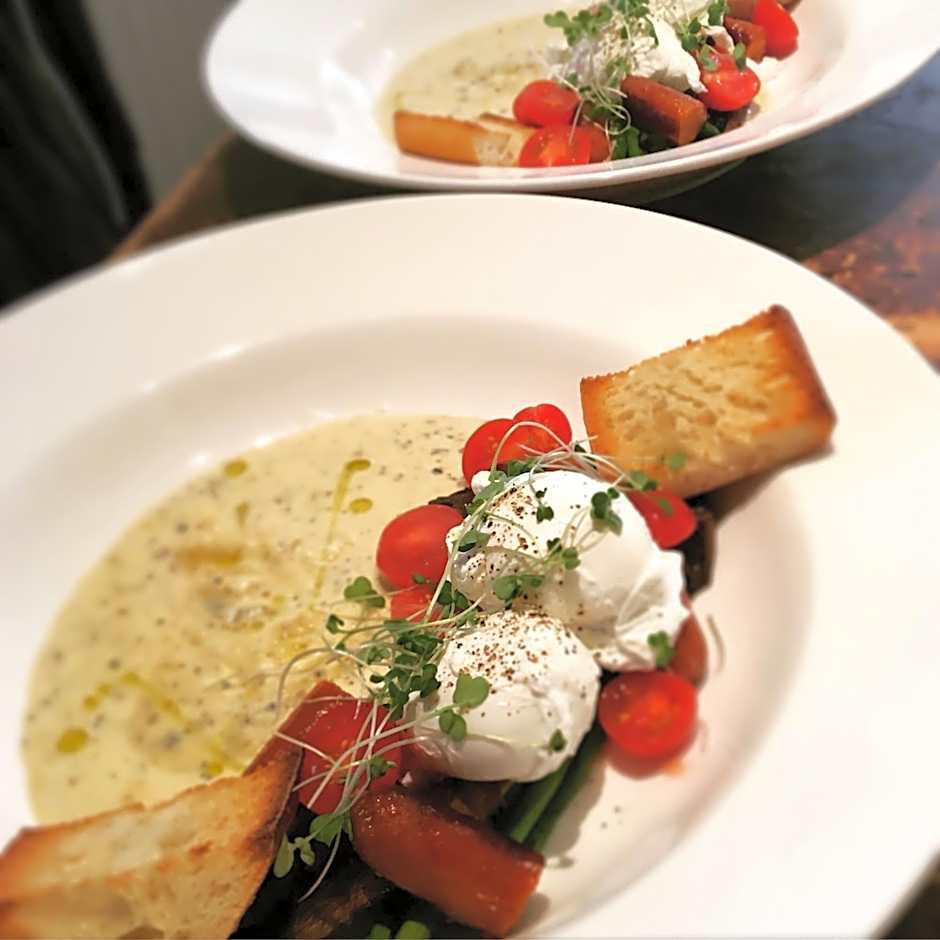 La Maison de Ville - bed & bistro