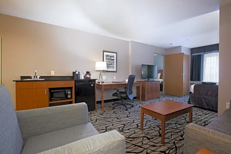 Suite with Two King Beds and Sofa Bed - Disability Access