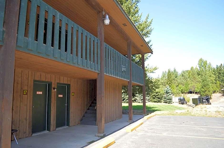 Rimrock Lodge LLC