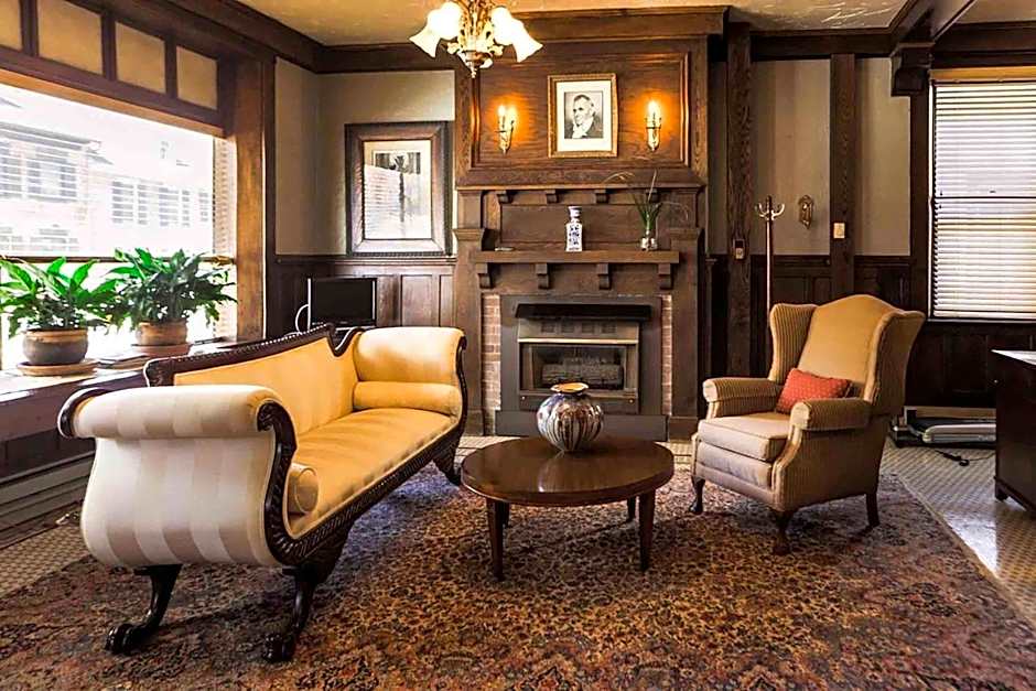 James Buchanan Hotel, Trademark Collection by Wyndham