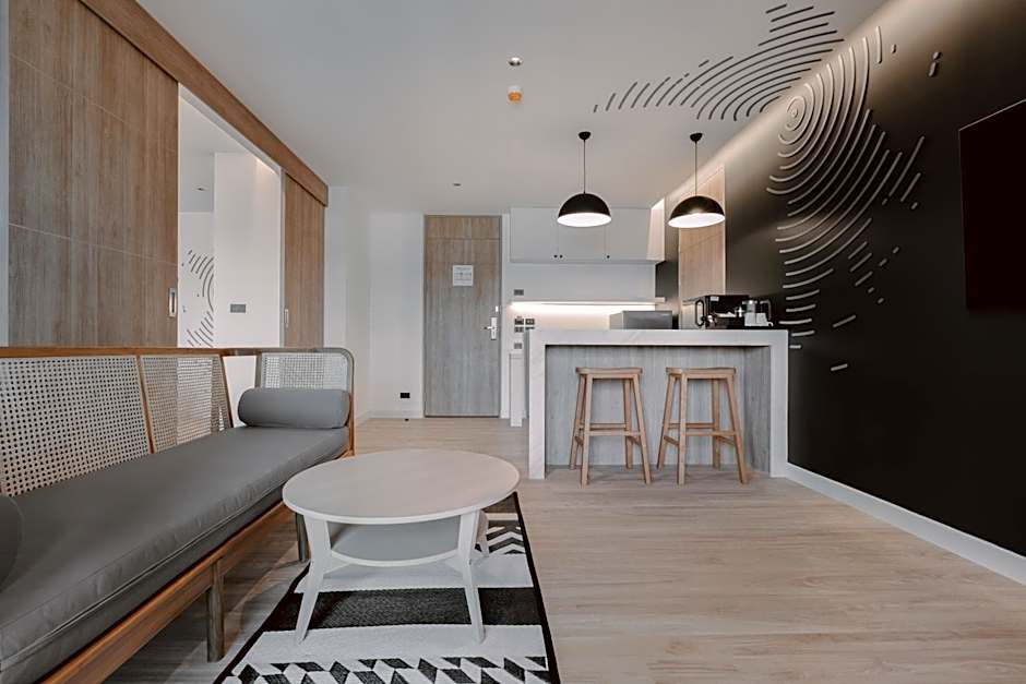 Blu Monkey Hub and Hotel Laguna, Bangtao Phuket