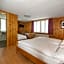 Hotel Alpina