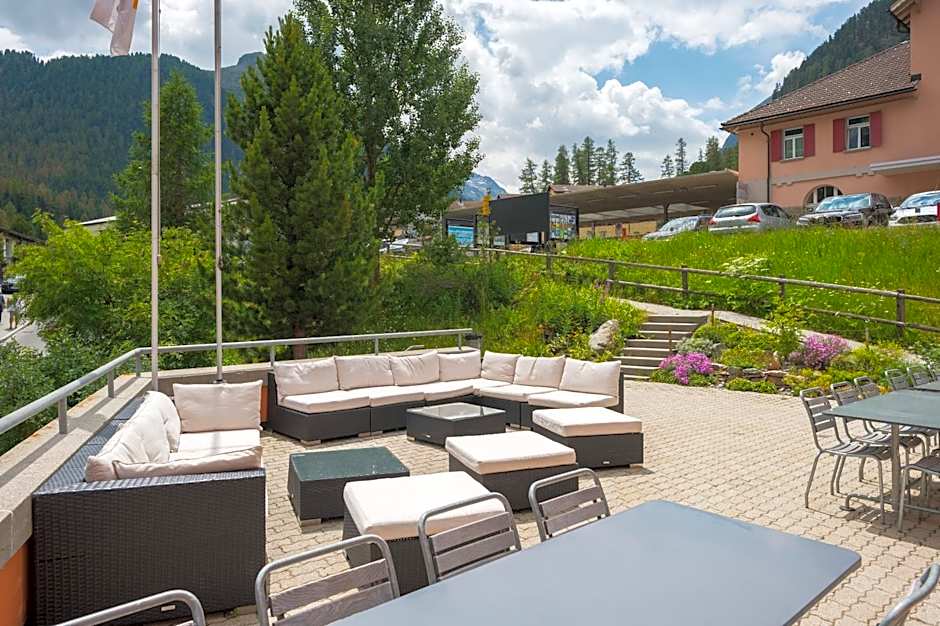 Pontresina Youth Hostel