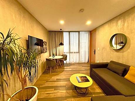 Park Life Condesa Hipódromo