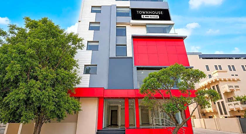 Townhouse Ranipur Mor Formerly Parmila Inn