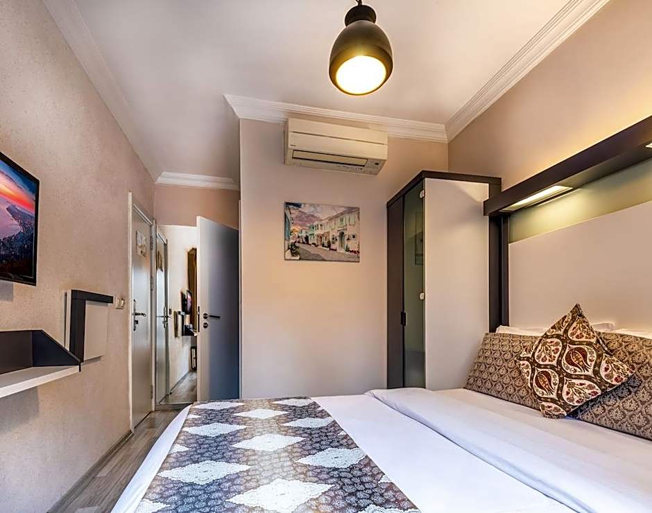 The Legend Platine Suite